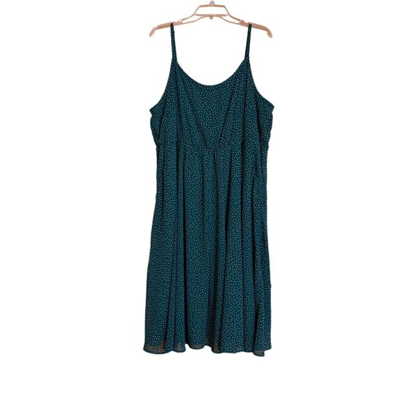 Torrid Dresses & Skirts - Torrid Plus Size 3 Green Polka Dot Dress Adj Straps Flowy Elastic Waist Lined 3X